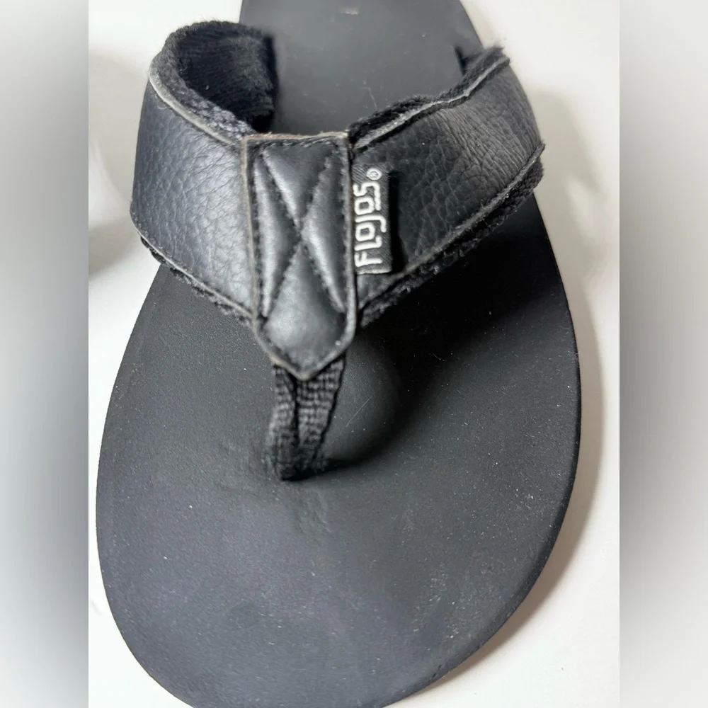 Flojos stylish black